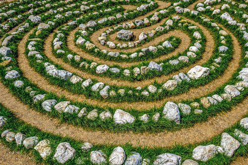 Labyrinth & Irrgarten im Urlaub: Top 10 Orte mit Irrwegen