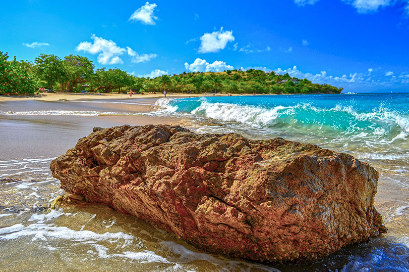 Antigua-und Barbuda Felsen Strand