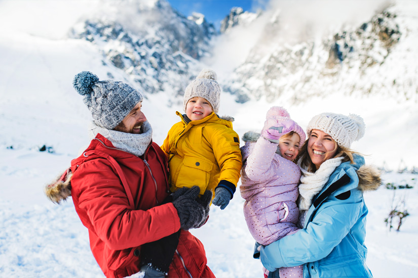Winterurlaub mit Kindern Familie