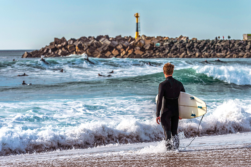 Biarritz Surfer