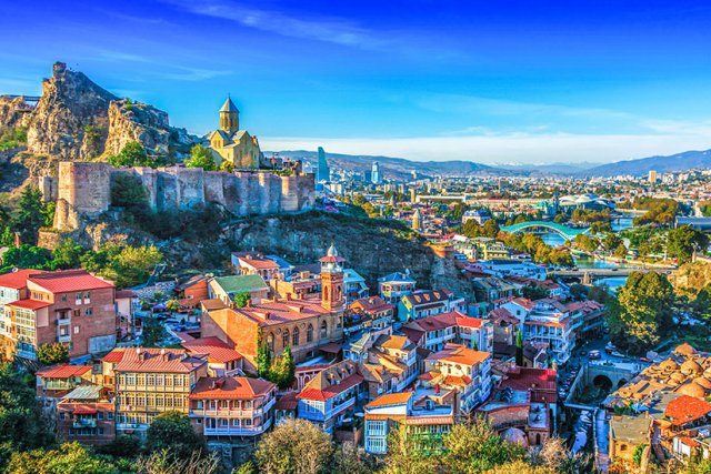 Georgien: Tipps, Sehenswürdigkeiten & die Top Reiseziele