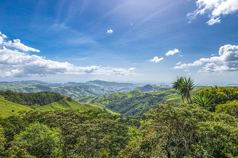 Huegellandschaft in Monteverde