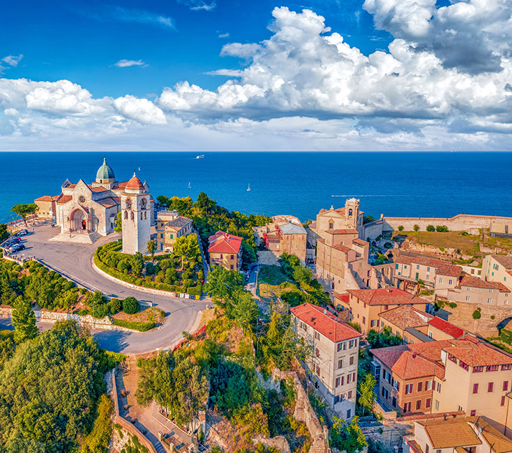 Ancona in Italien Sehenswürdigkeiten, Strände & mehr
