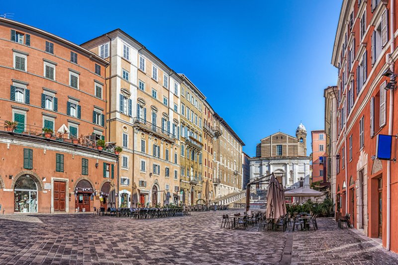 Ancona in Italien Sehenswürdigkeiten, Strände & mehr