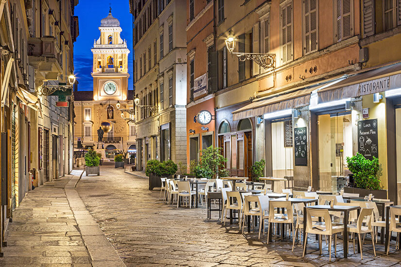 Parma Altstadt Daemmerung