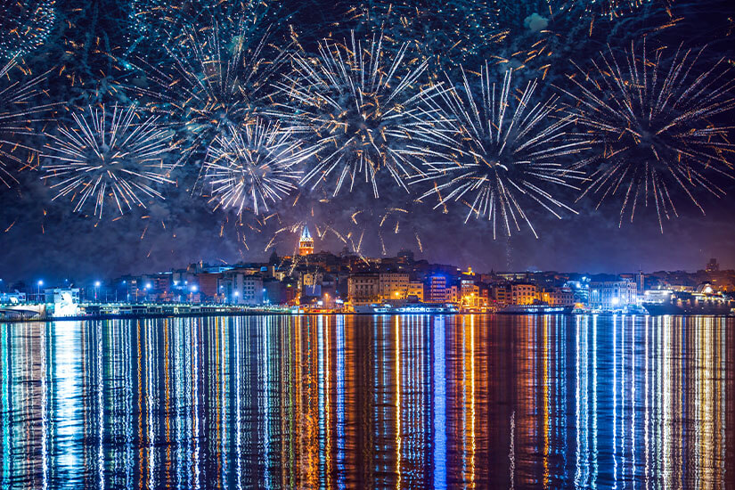 Aktivitaeten Istanbul Feuerwerk