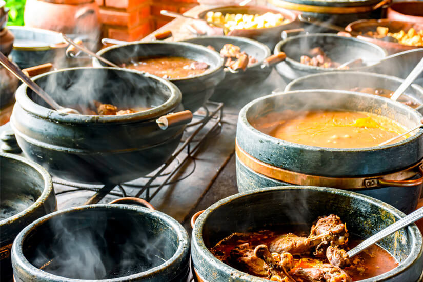Brasilianisches Essen Tontopf