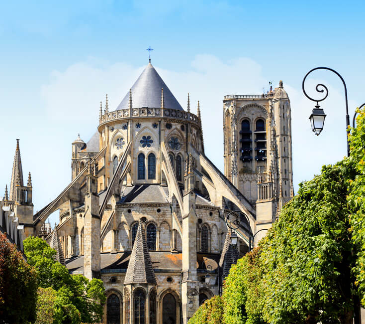 Bourges in Frankreich Sehenswürdigkeiten und Altstadt