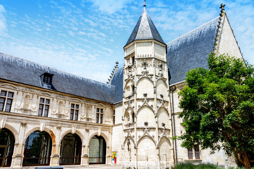 Bourges Hotel des Echevins