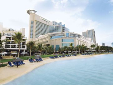 Beach Rotana Beach Rotana
