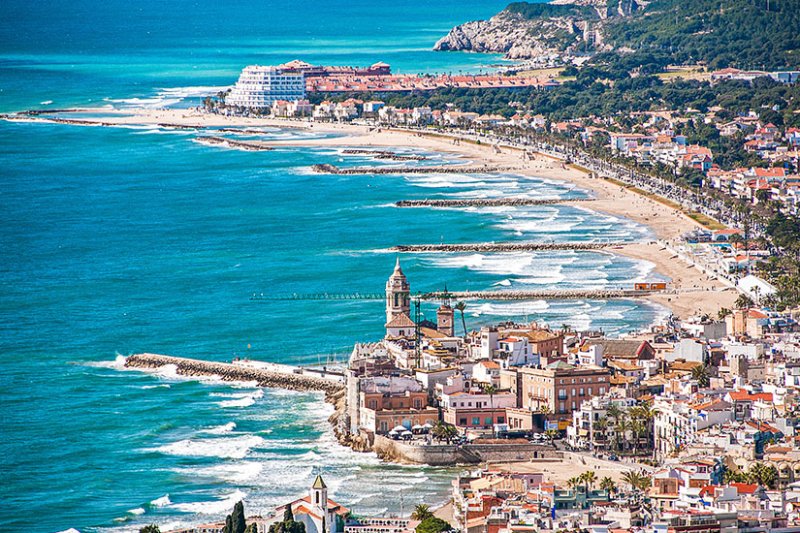 Sitgesas Sitges in Spanien: Strand, Hafen und Altstadt erleben