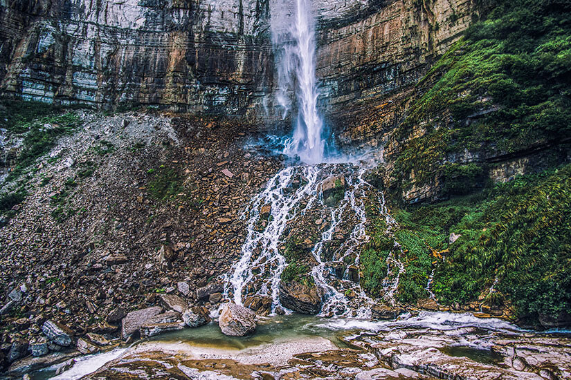 Georgien Kinchkha Wasserfall