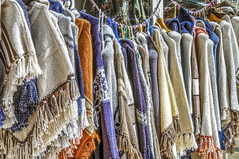 Souvenirs Madeira Ponchos