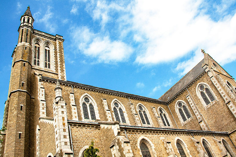 Cancale Frankreich Kirche