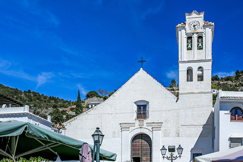 Frigiliana Spanien Kirche
