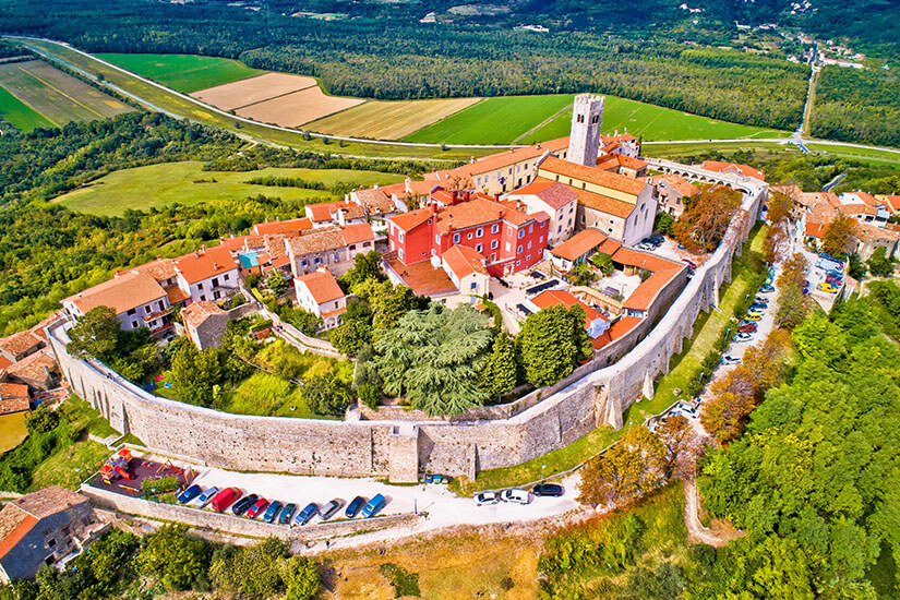 Motovun Stadtmauern