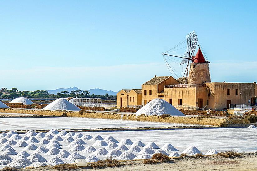 Italien Aegadische Inseln Salinen