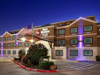 Best Western Plus Arlington North Hotel & Suites - Bild 2