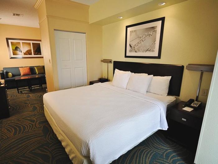 Hotel SpringHill Suites Galveston Island - Bild 1